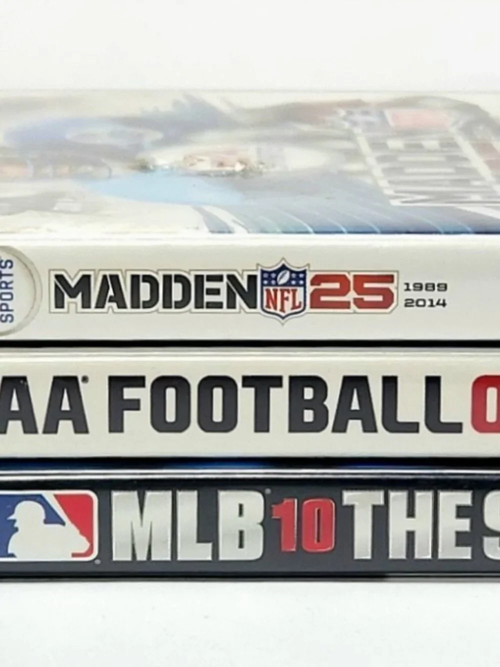 Madden NFL 25 PS3, MLB 10: The Show, NCAA Football 09 PS3 CIB Sports Game Bundle